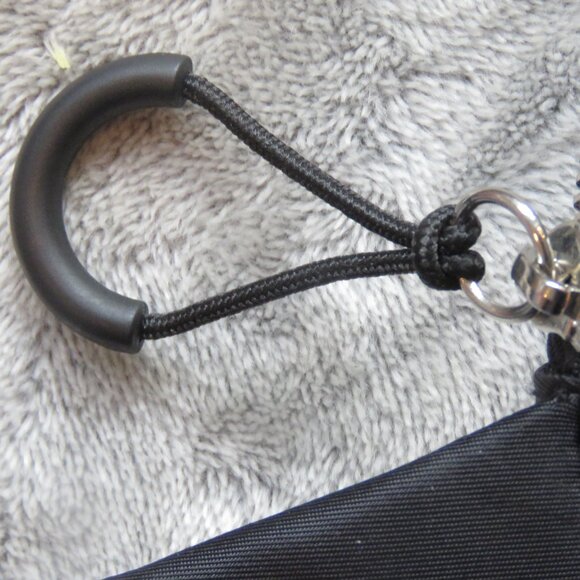 Wild Fable Black 1/2 Moon Shape Zip Top Adjustable Fanny Pack Belt Shoulder Bag - Picture 8 of 16